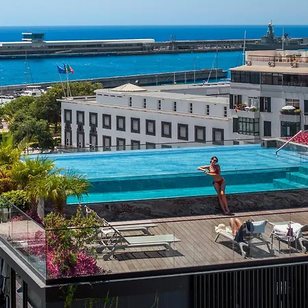 Savoy Insular Vi By An Island Apartment
