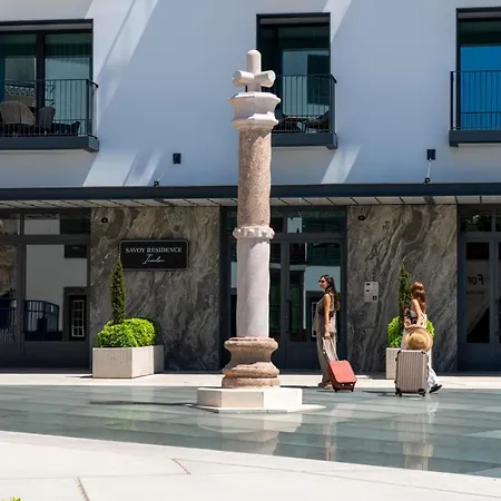 Savoy Insular Vi By An Island *