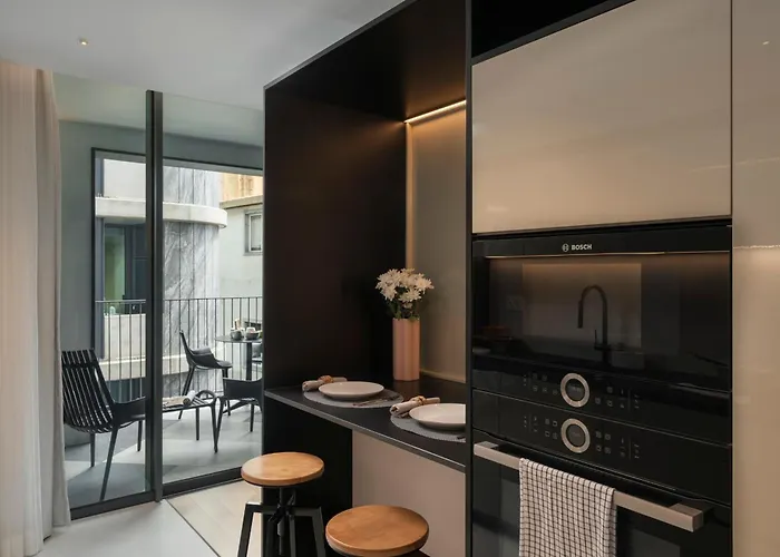 Savoy Insular Vi By An Island 丰沙尔